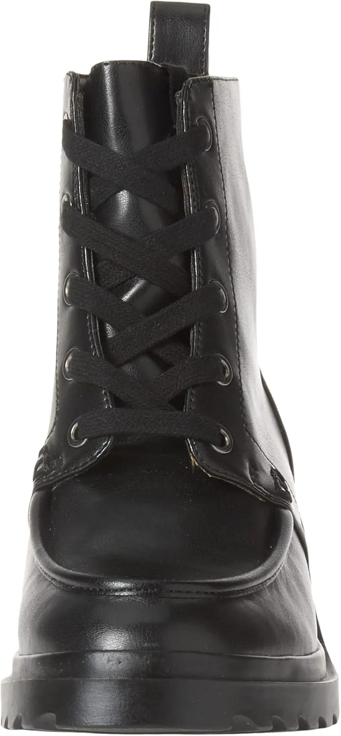 Amazon Essentials Women's Moc Toe Boot