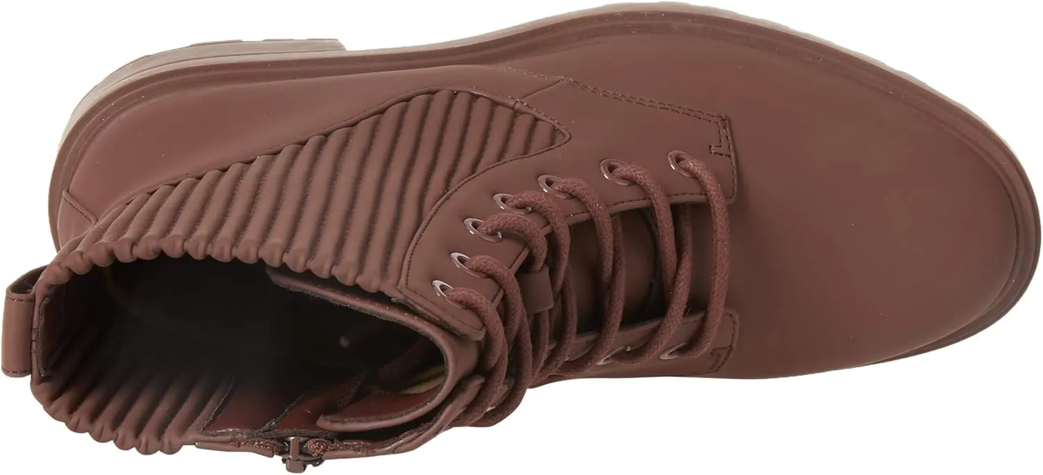 Amazon Essentials Women's Rubberized Combat Boot with Chunky Outsole