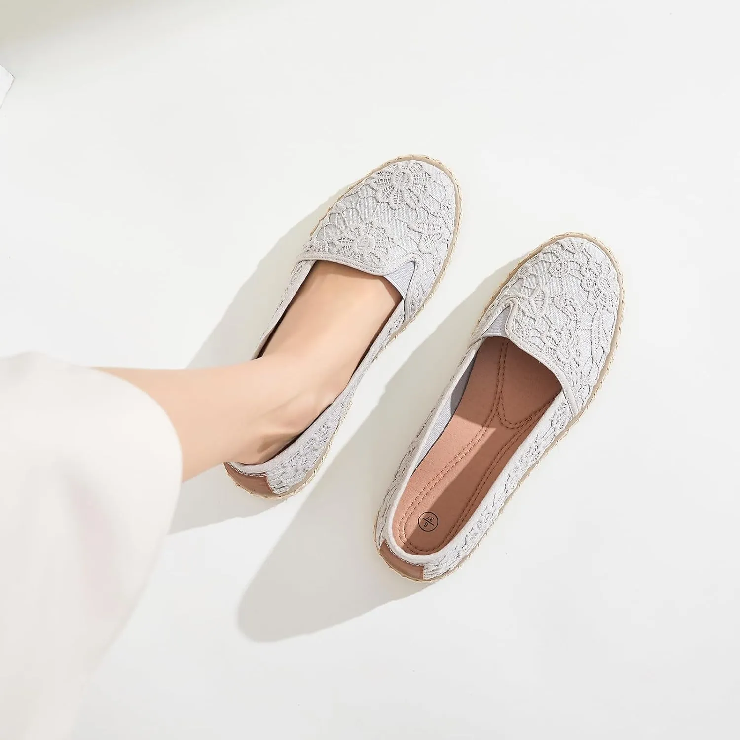 BABUDOG Women's Black Flats with Flower Embroideried,White Lace Ballet Flats,Comfortable Dress Flats