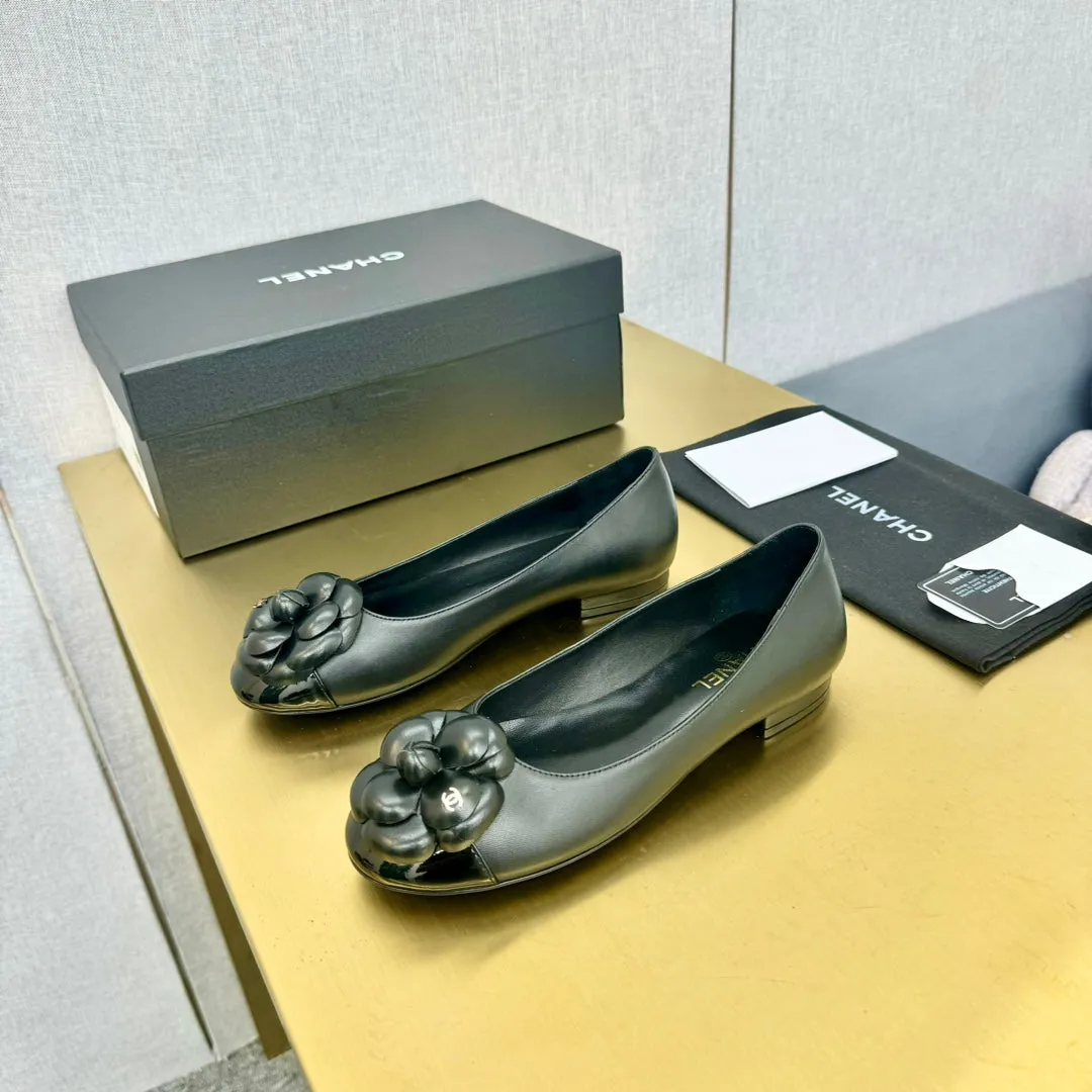 CC Loafers Black Leather Mix Floral Pattern 297799
