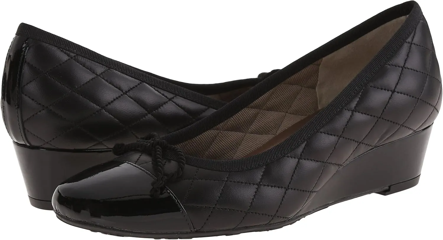 French Sole FS/NY Women's Deluxe Pump