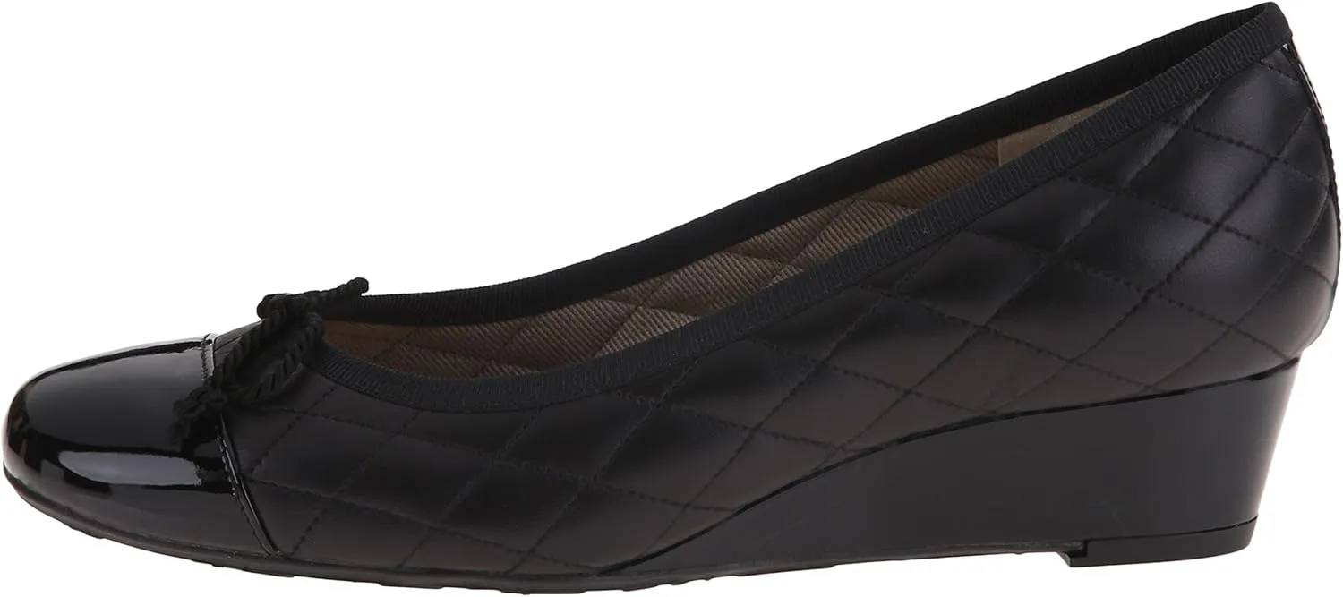 French Sole FS/NY Women's Deluxe Pump