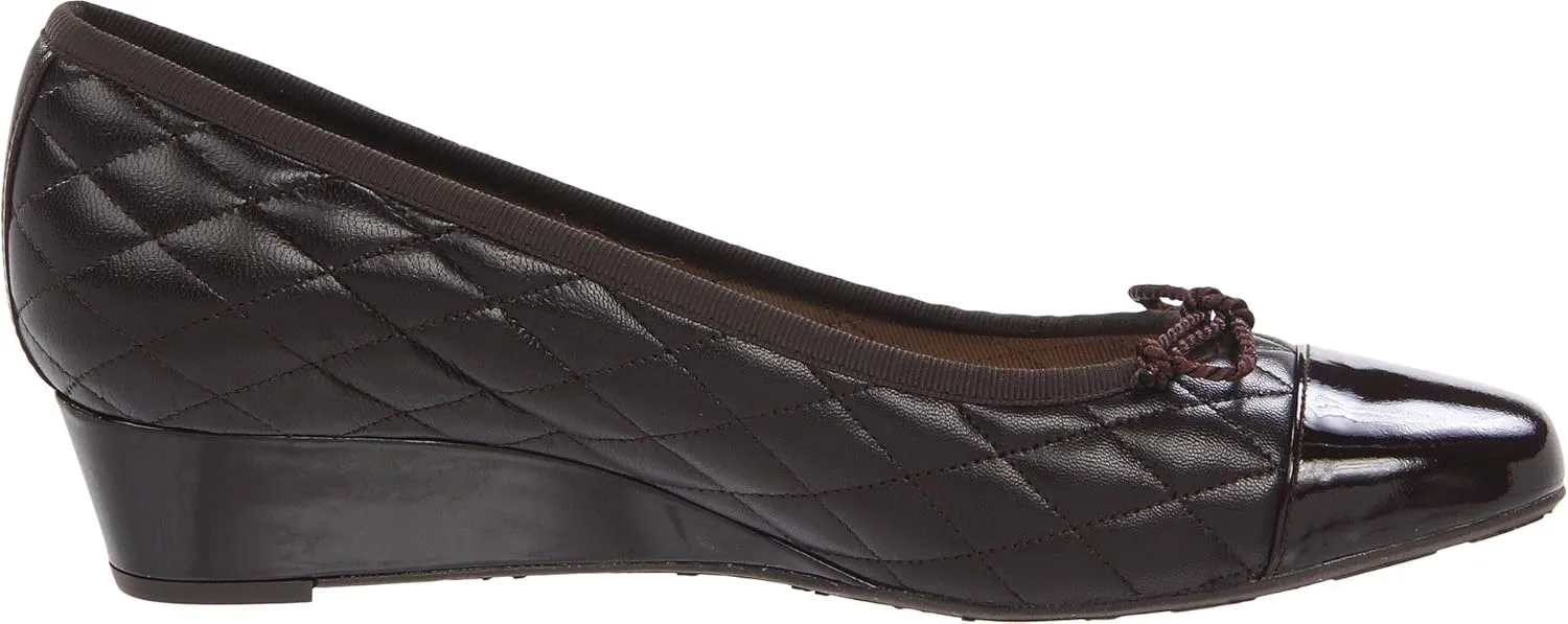 French Sole FS/NY Women's Deluxe Pump