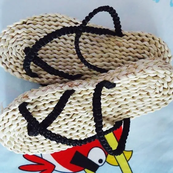 Handmade Straw Sandals Casual Rattan Woven Slipper Massage Shoes Summer Braided Sandals Cosplay Woven Slippers (Straw Soles,Men 8.5/ Women 10- EU42)