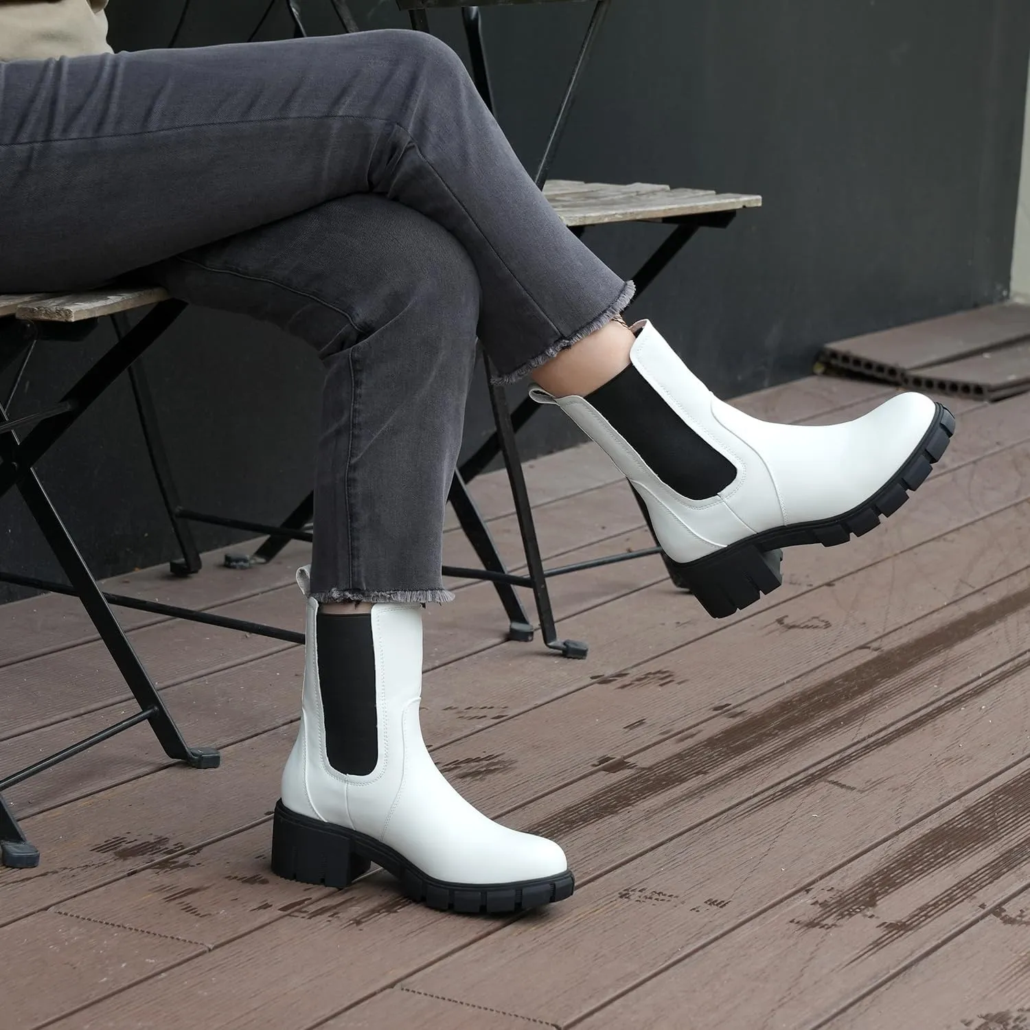 Hawkwell Women's Platform Chelsea Boots Chunky Ankle Boots Elastic Block Heel Lug Sole Booties