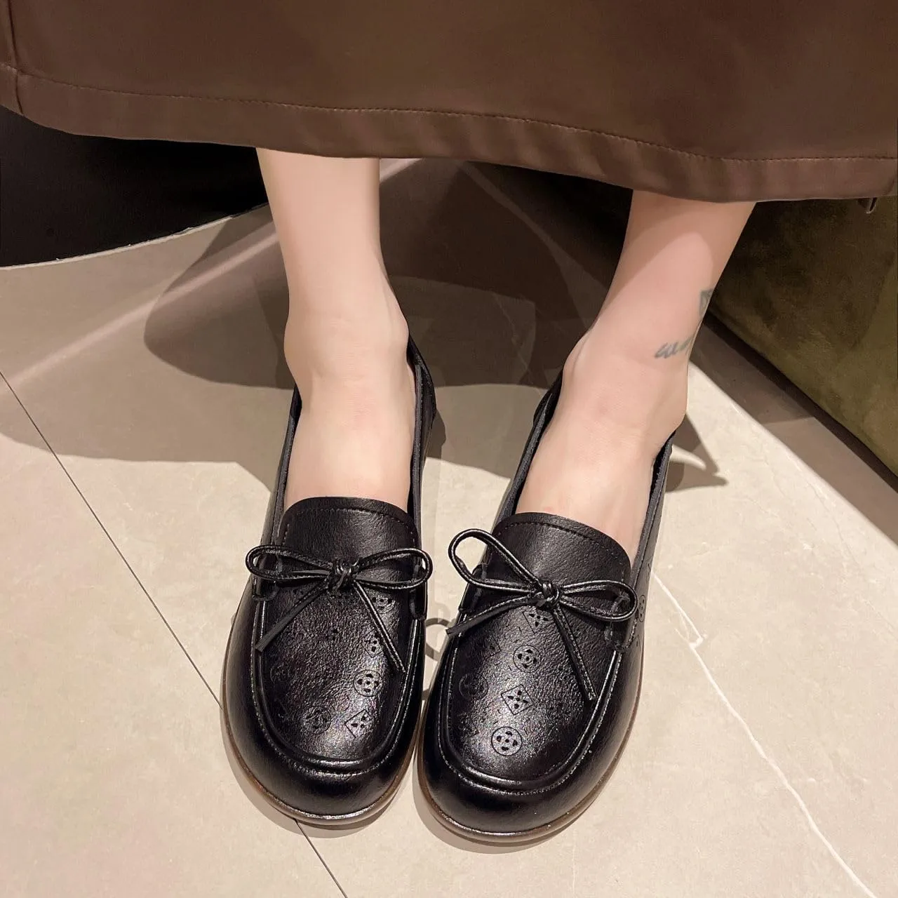 HESBITEUL Women's Casual Penny Loafers Driving Moccasins Comfort Slip on Flat Boat Shoes Walking Shoes with Bowknot
