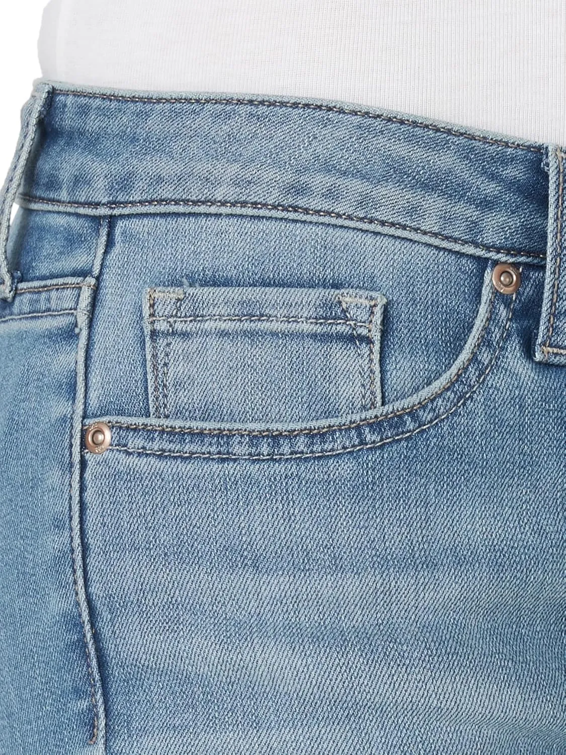 Lee Women's Petite Legendary Mid Rise Straight Leg Jean