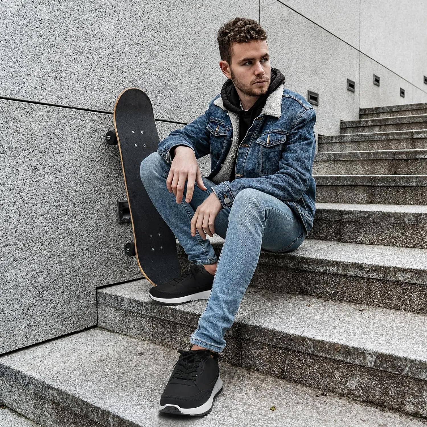 Men's Fashion Casual Sneakers Vegan Leather Lace Up Walking Shoes Non Slip Business Casual Sneaker for Men