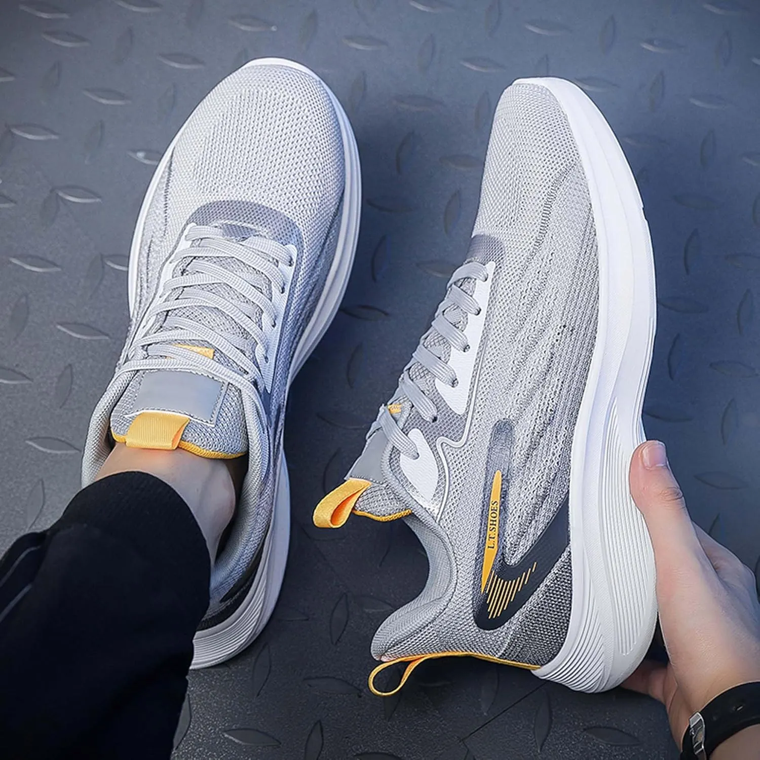 Men's Sneakers,Lightweight Running Shoes,Casual Sneakers,Indoor and Outdoor Sneakers Trainers,Soft Breathable Knitted Mesh,Non-Slip Shock Absorption,Men's Jogging Shoes,Daily Walking Shoes