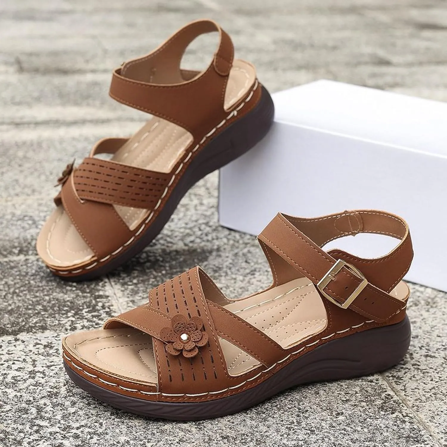 Orthopedic Wide Sandals for Women 2025,Strappy Arch Support Flat Wedge Sandals Walking Sandals Women Open Toe & Ankle Strap Comfortable Platform Slip-On Shoe for Summer Beach, Casual