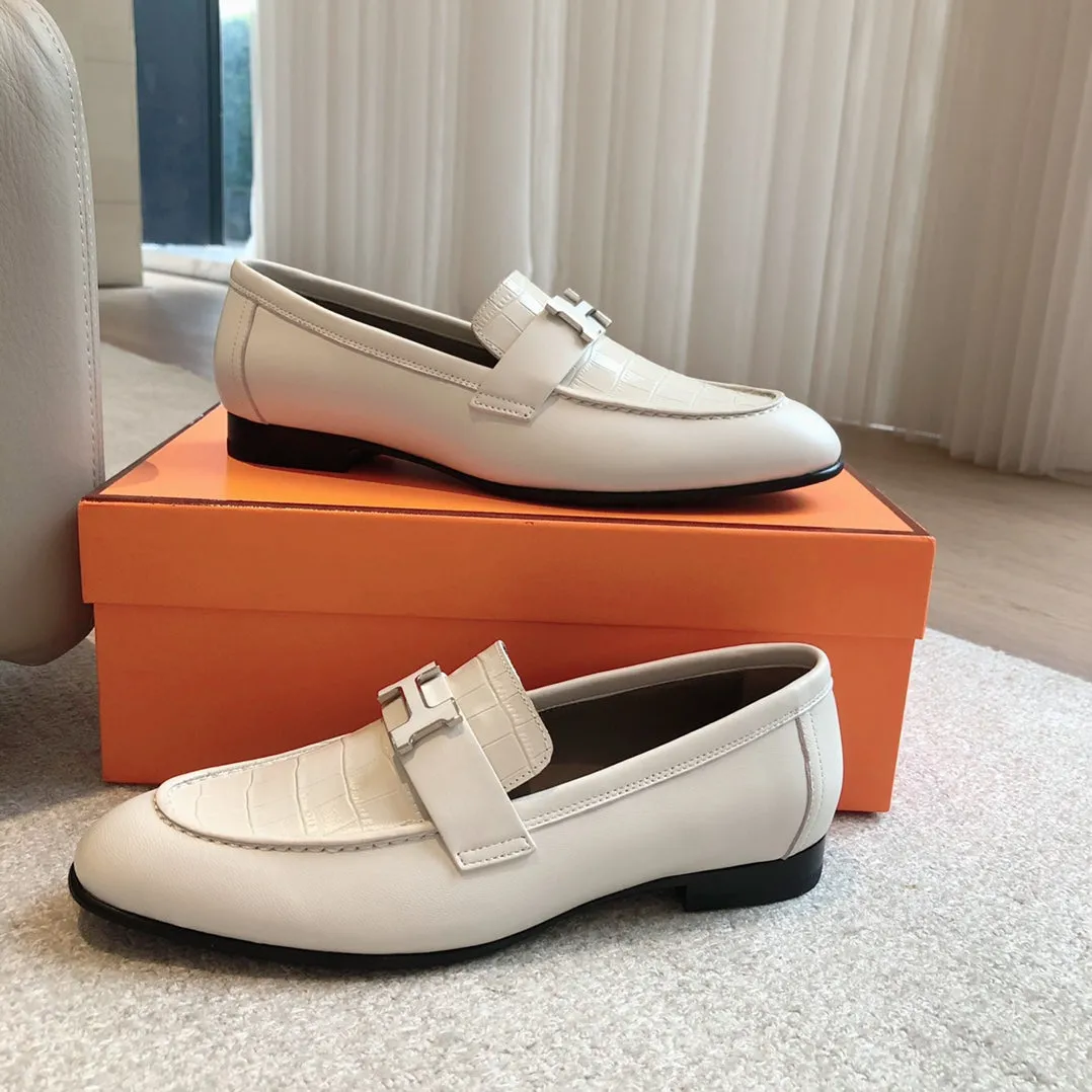 Paris Loafer Crocodile Pattern White Calfskin With Silver Signature Buckle 734376