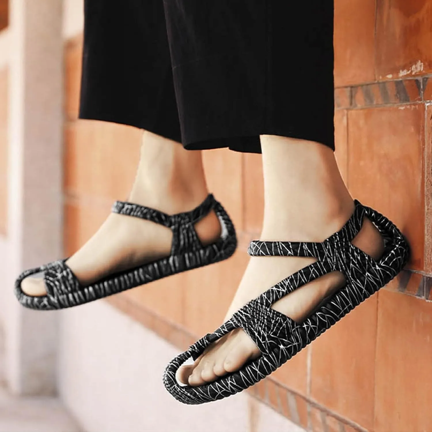 Sandals Men's EVA Woven Straw Shoes Retro Ethnic Couples Beach Handmade Shoes Large Size Women Sandals for