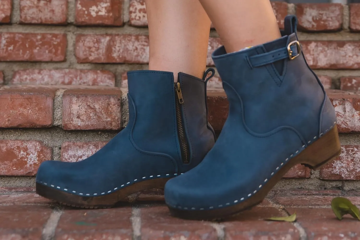 Sandgrens Handmade Swedish Wood Clogs for Women, Low Heel Boots | New York Low