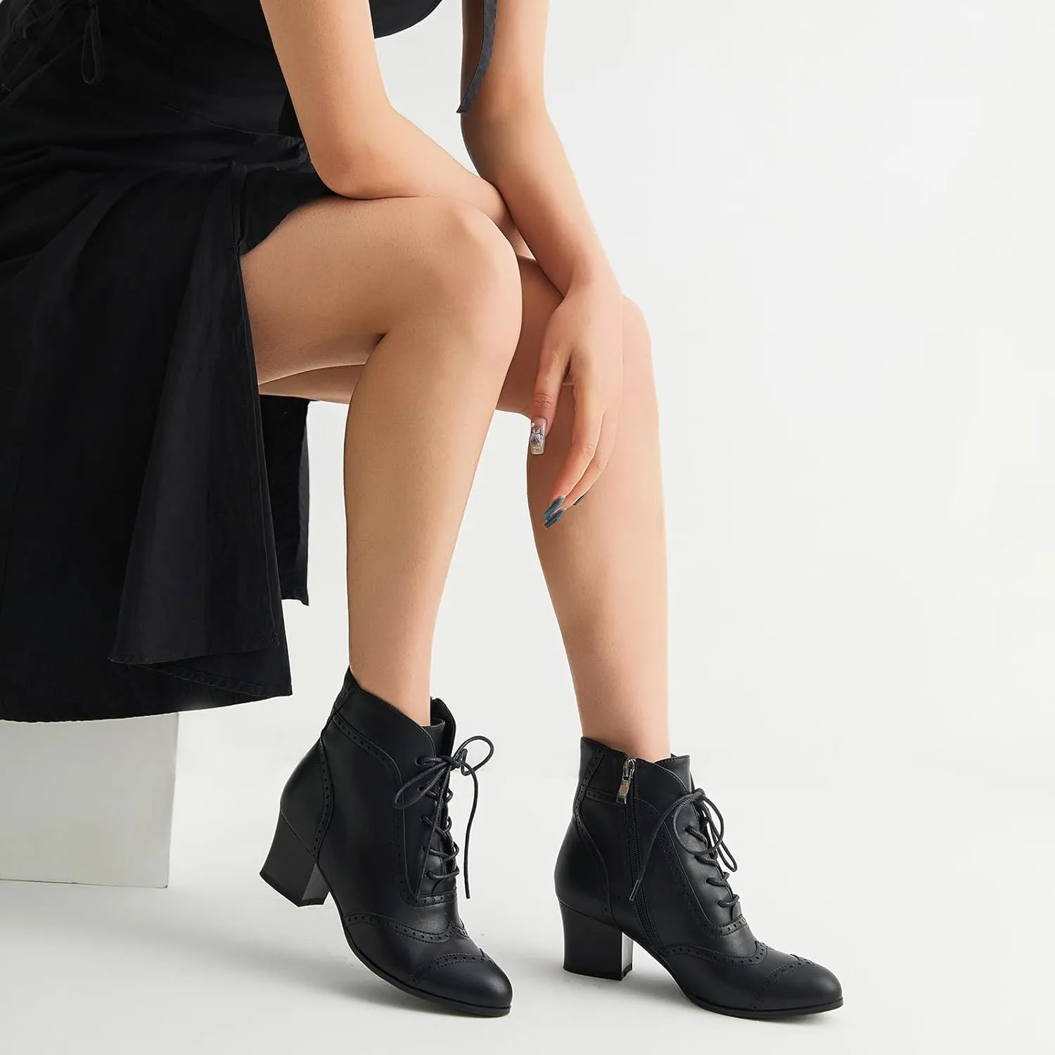 Short Ankle Boots Lace Up Booties for Women Side Zipper Victorian Boots Block Chunky Mid Heel