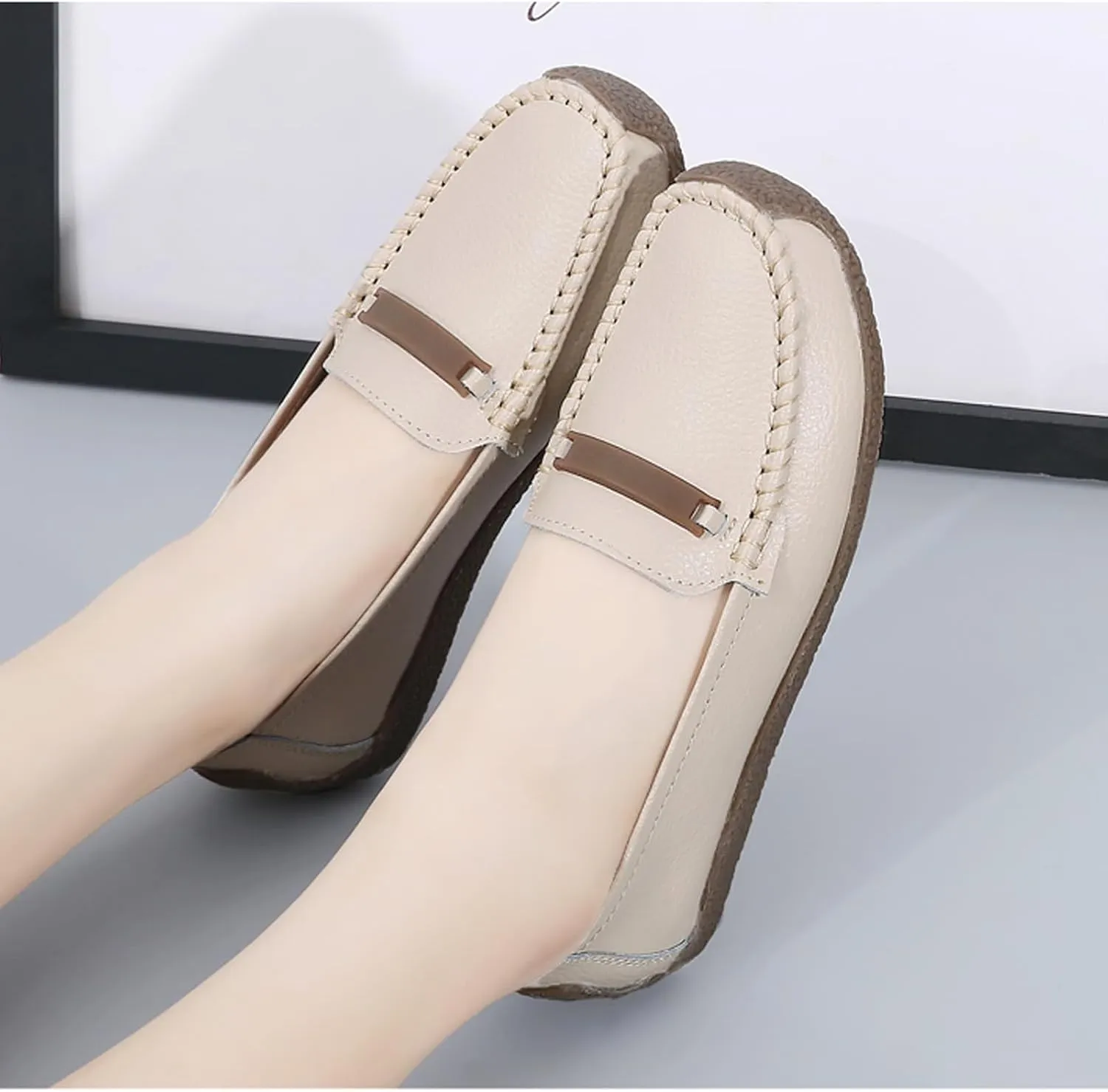 Solaud Women's Leather Loafers Comfort Soft Wild Driving Anti-Collision Penny Moccasins Nurses Work Daily Walking Flats Casual Shoes