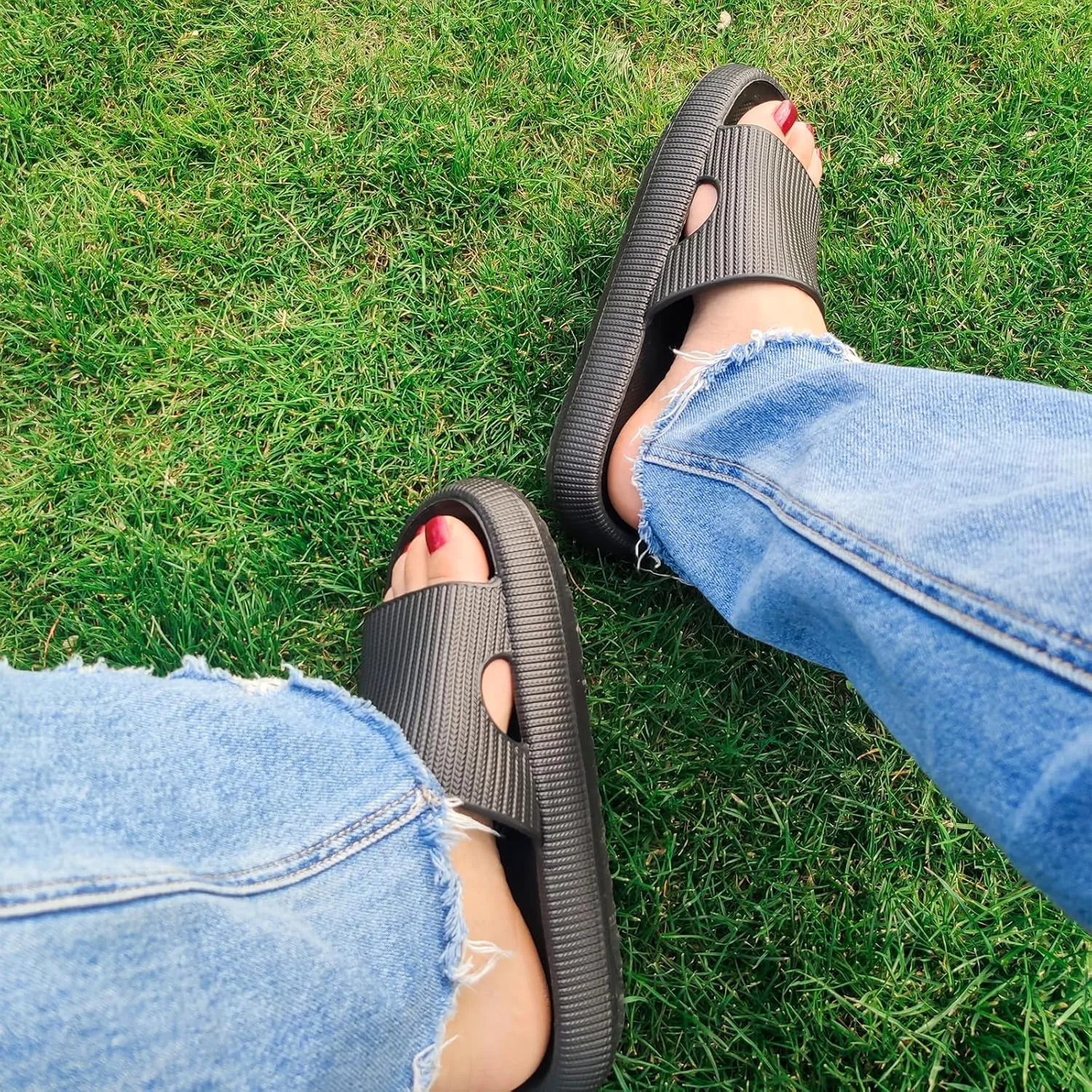 VONMAY Cloud Slides for Men and Women Quick Drying Pillow Slippers Non-Slip Shower Sandals with Cushioned Thick Sole for Comfort & Support