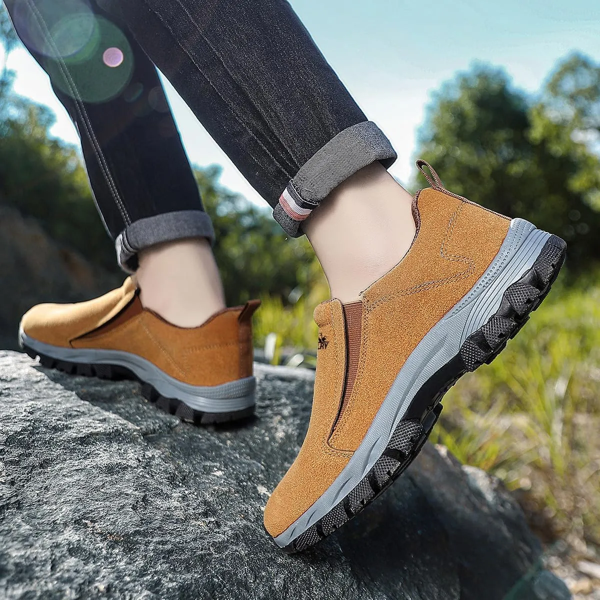 Walking Shoes Men Hands Free Slip in Loafers Leather Casual Comfortable Breathable Hiking Working All-Terrain Ankle Boots Trekking Anti-Slip