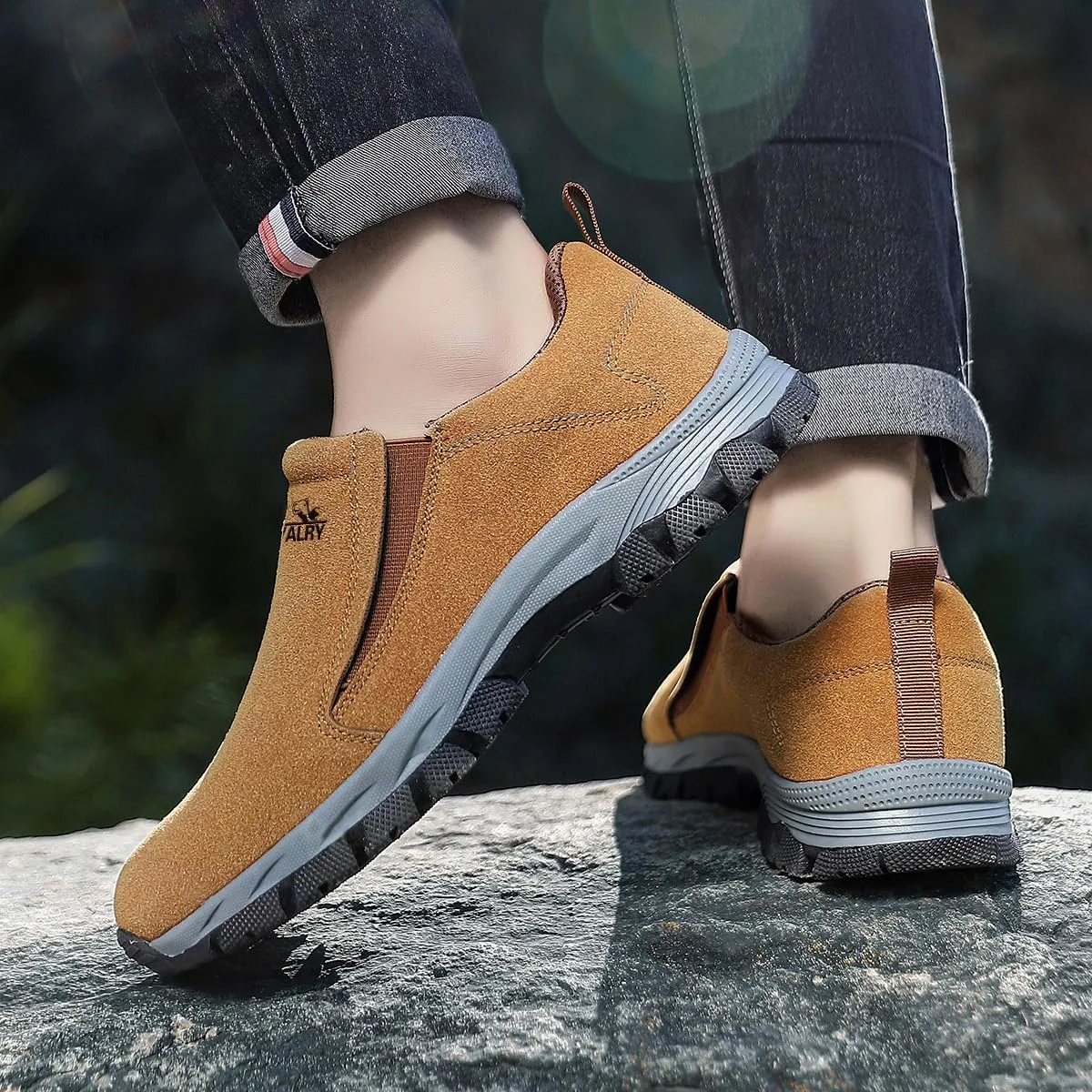Walking Shoes Men Hands Free Slip in Loafers Leather Casual Comfortable Breathable Hiking Working All-Terrain Ankle Boots Trekking Anti-Slip
