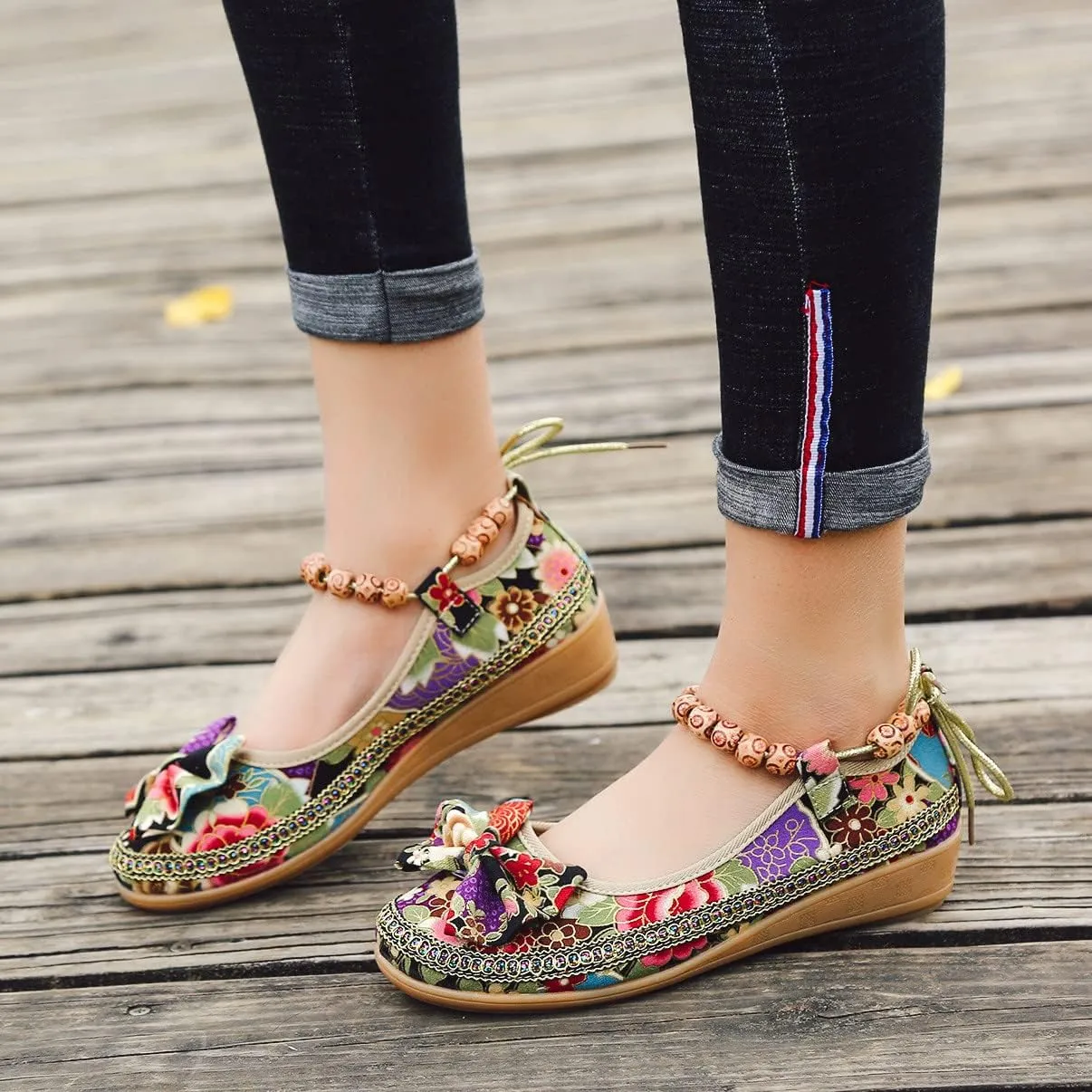 Women's Beading Round Toe Embroidered Shoes Lace Up Colorful Casual Flats Shoes