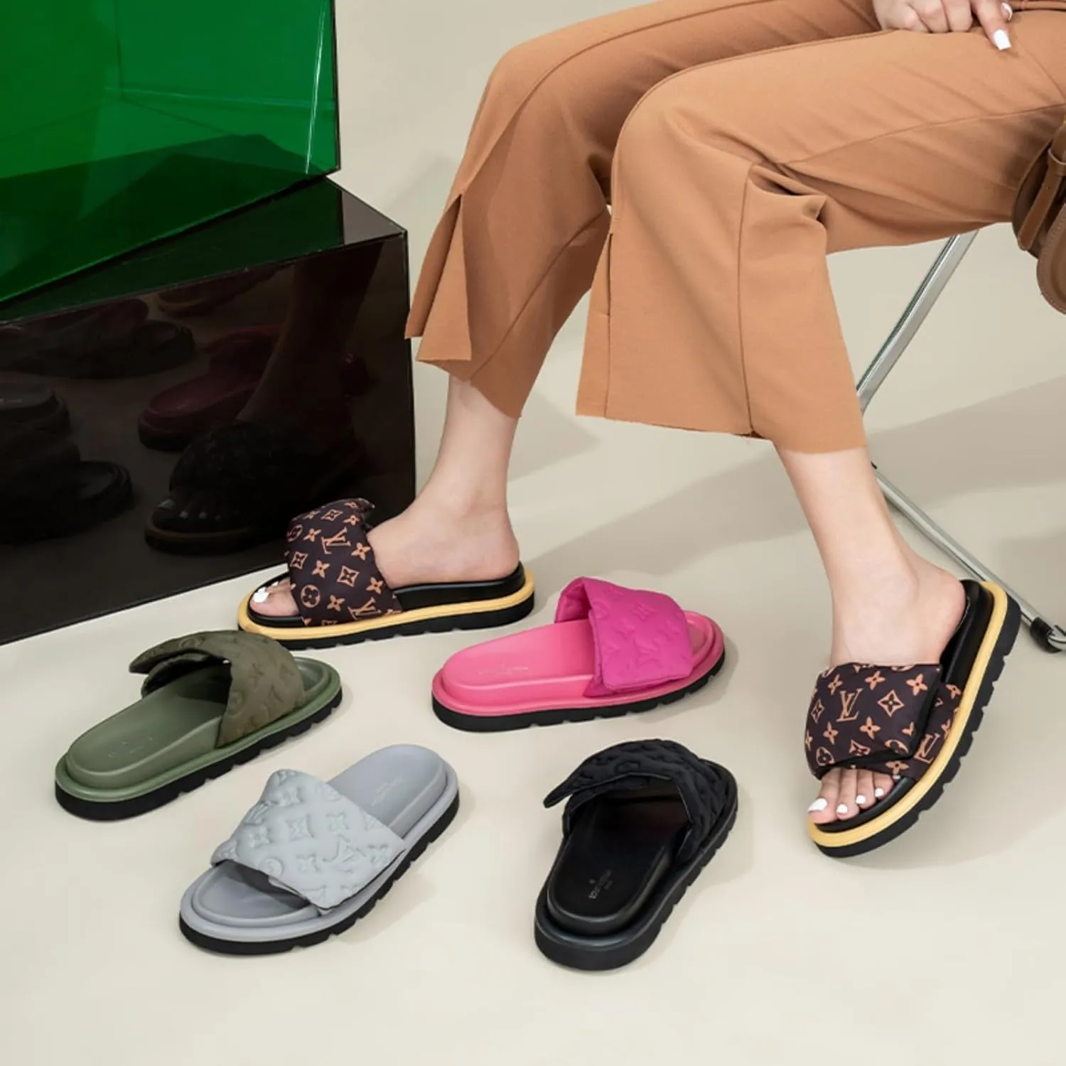 Women's Sandals Leather Adjustable Slides Ankle Strap Sandals Open Toe Flat Slippers Summer Beach