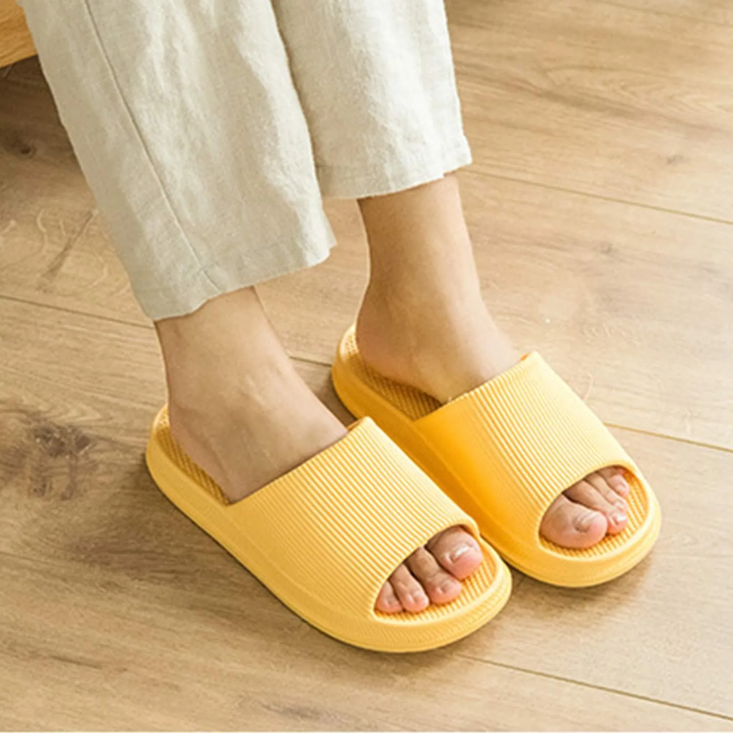 WYSBAOSHU Slippers for Women and Men House Slides Shower Sandals Non-Slip Spa Massage Foam Bathroom Pool Shoes