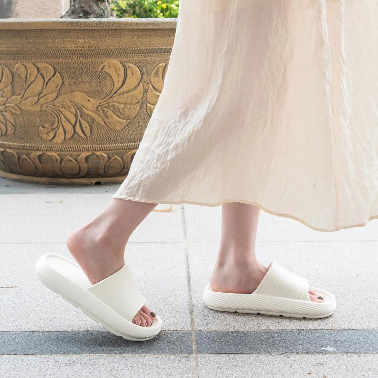 XIXITIAO Pillow Slippers for Women and Men, Soft Summer Cloud Sandals, Non Slip Quick Drying Shower Slides, Cushioned Thick Sole, Comfort Indoor and Outdoor Shoes